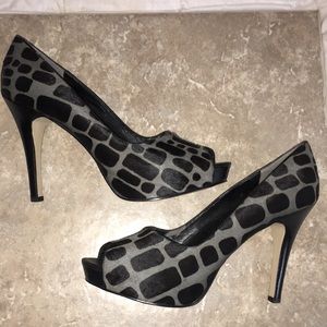 Nine West High Heel Pumps Black Gray Animal Print Leather Calf Hair